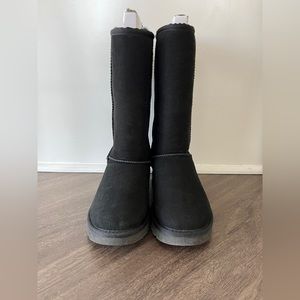 UGG Classic Tall Boots Size EU 36